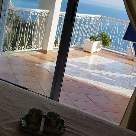 La Limonaia E La