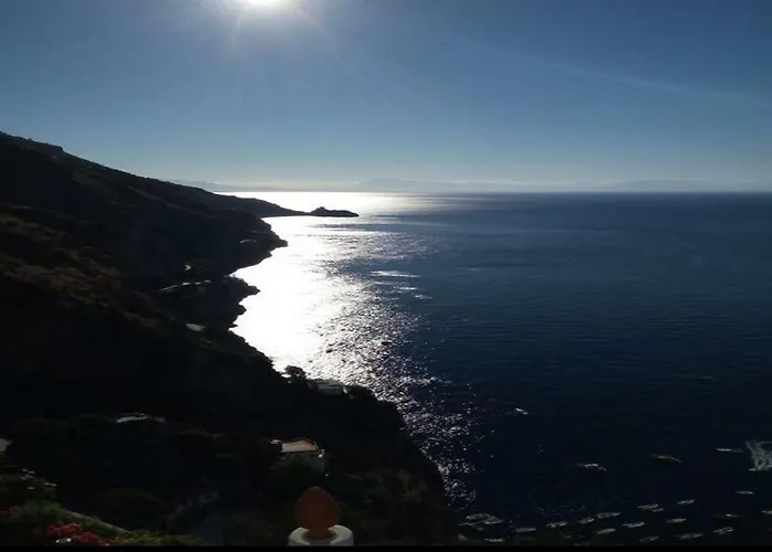 La Limonaia E La * Praiano