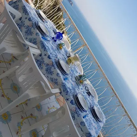 La Limonaia E La *